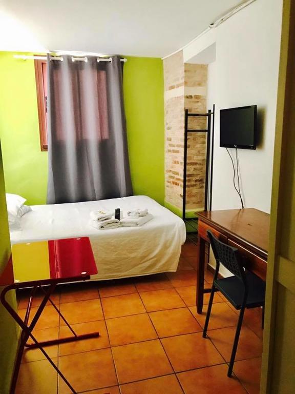 Albergue Juvenil New Age Hostel 팔마데마요르카 외부 사진
